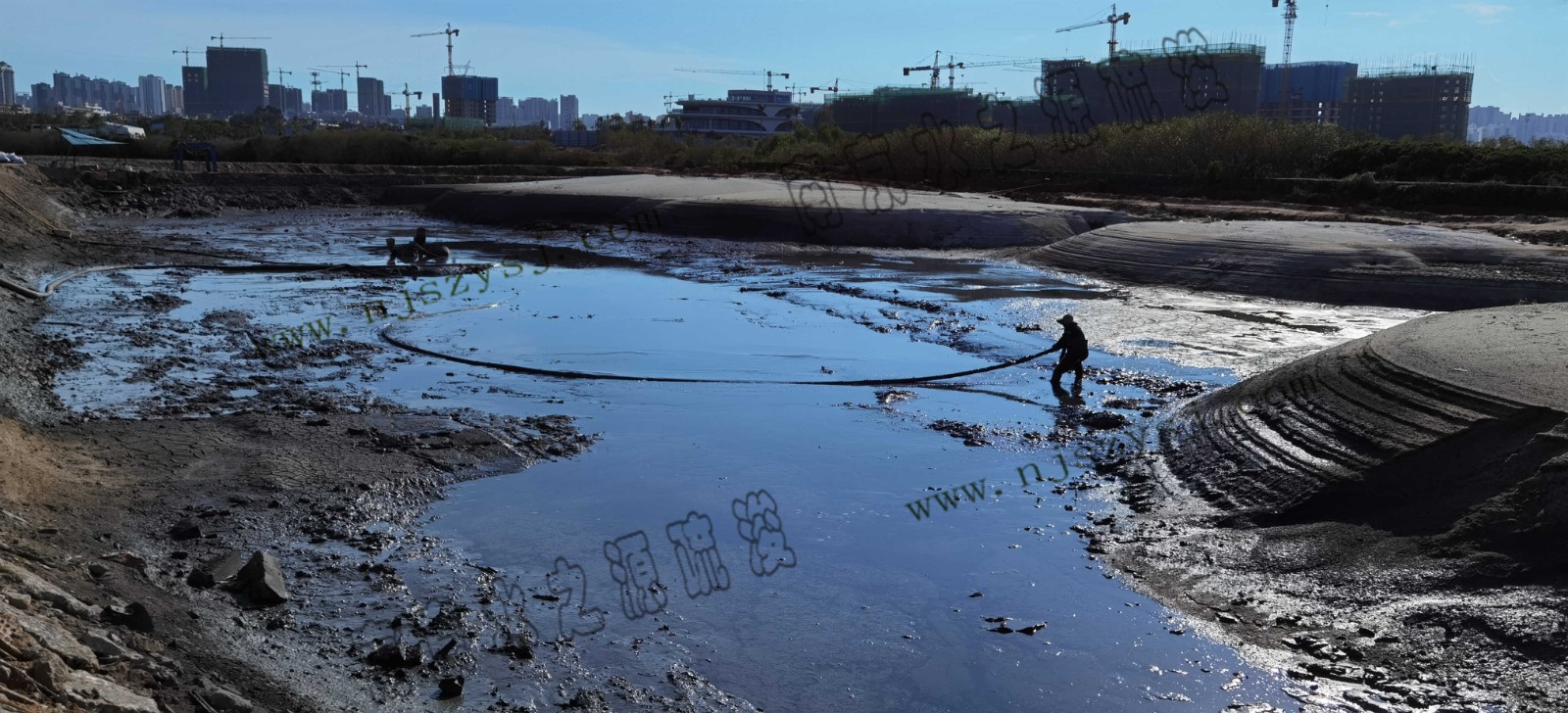 將污泥從沉淀池泵送至脫水系統(tǒng)9.jpg